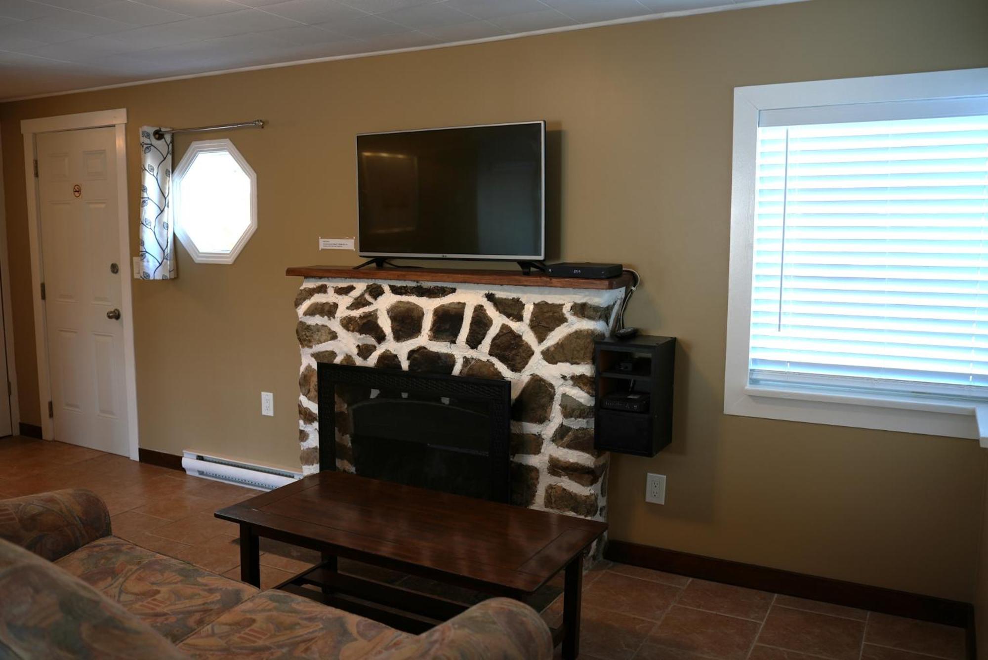 Malahat Bungalows Motel Екстериор снимка